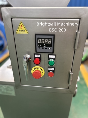 Fabrik Kaffeebohnenmaschine Maschine Lebensmittelmiller Maschine Brightsail Kakaobohnen Grobmaschine