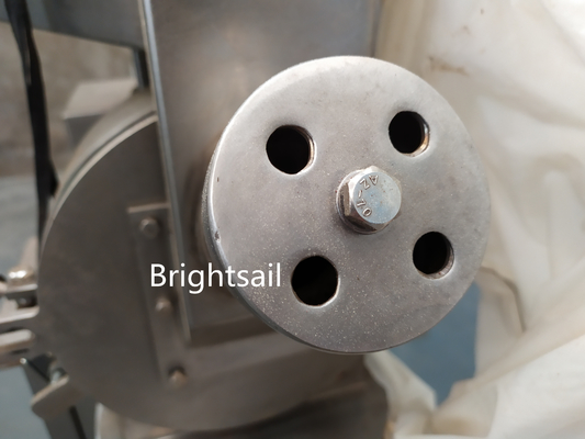 Hochgeschwindigkeit Moringa-Blatt-Schleifmaschine Edelstahl Moringa-Blatt-Pulvermühle kleine Schleifmaschine
